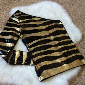 Moda International Sequin Top One Sleeve